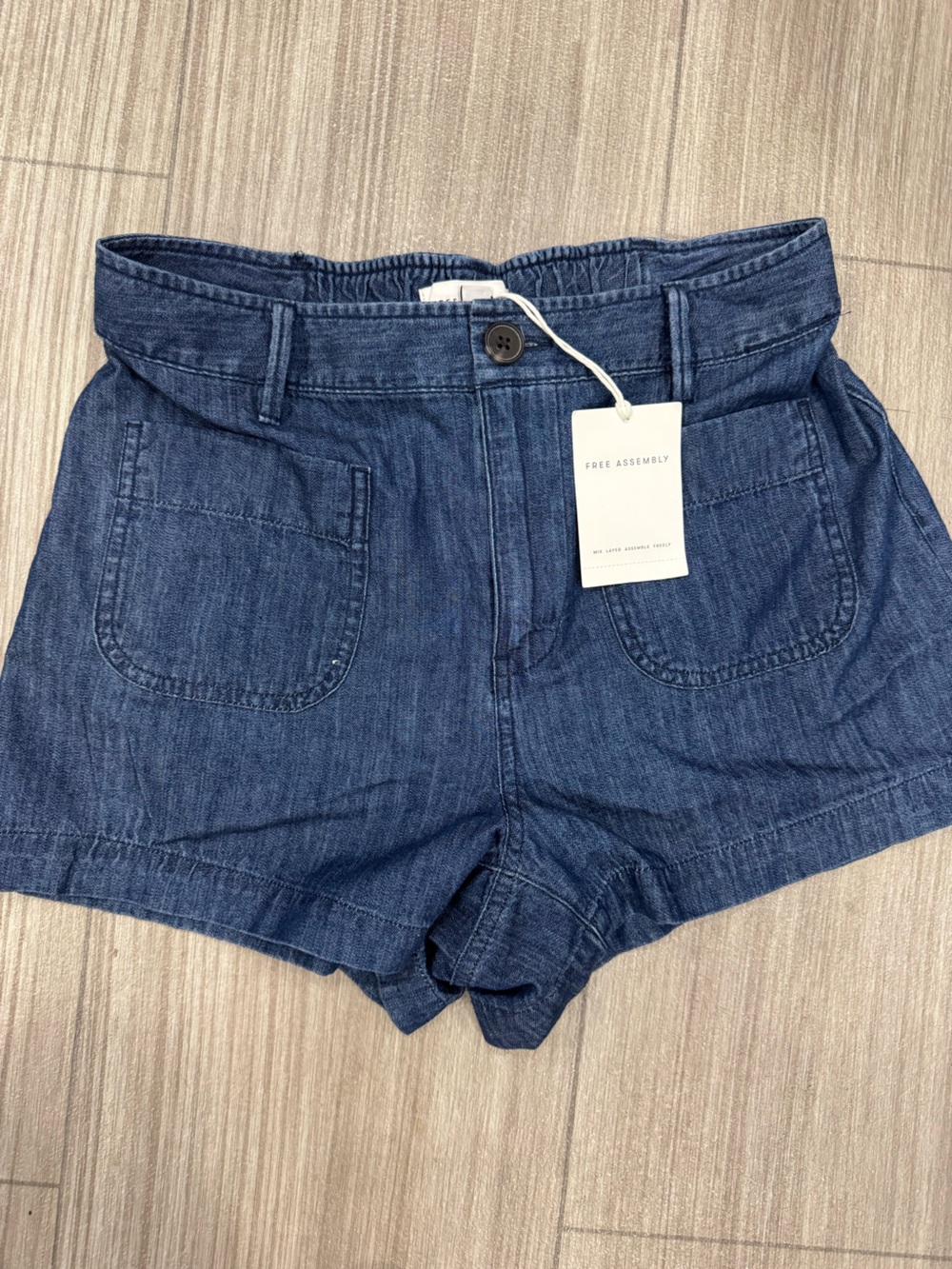 Free Assembly Women’s Dark Blue Relaxed Denim Shorts
